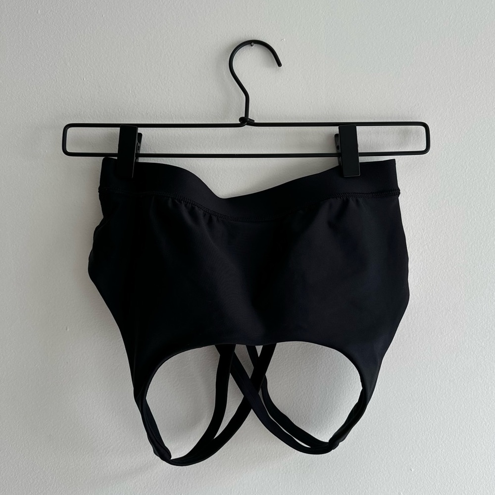 Black Lululemon Sports Bra